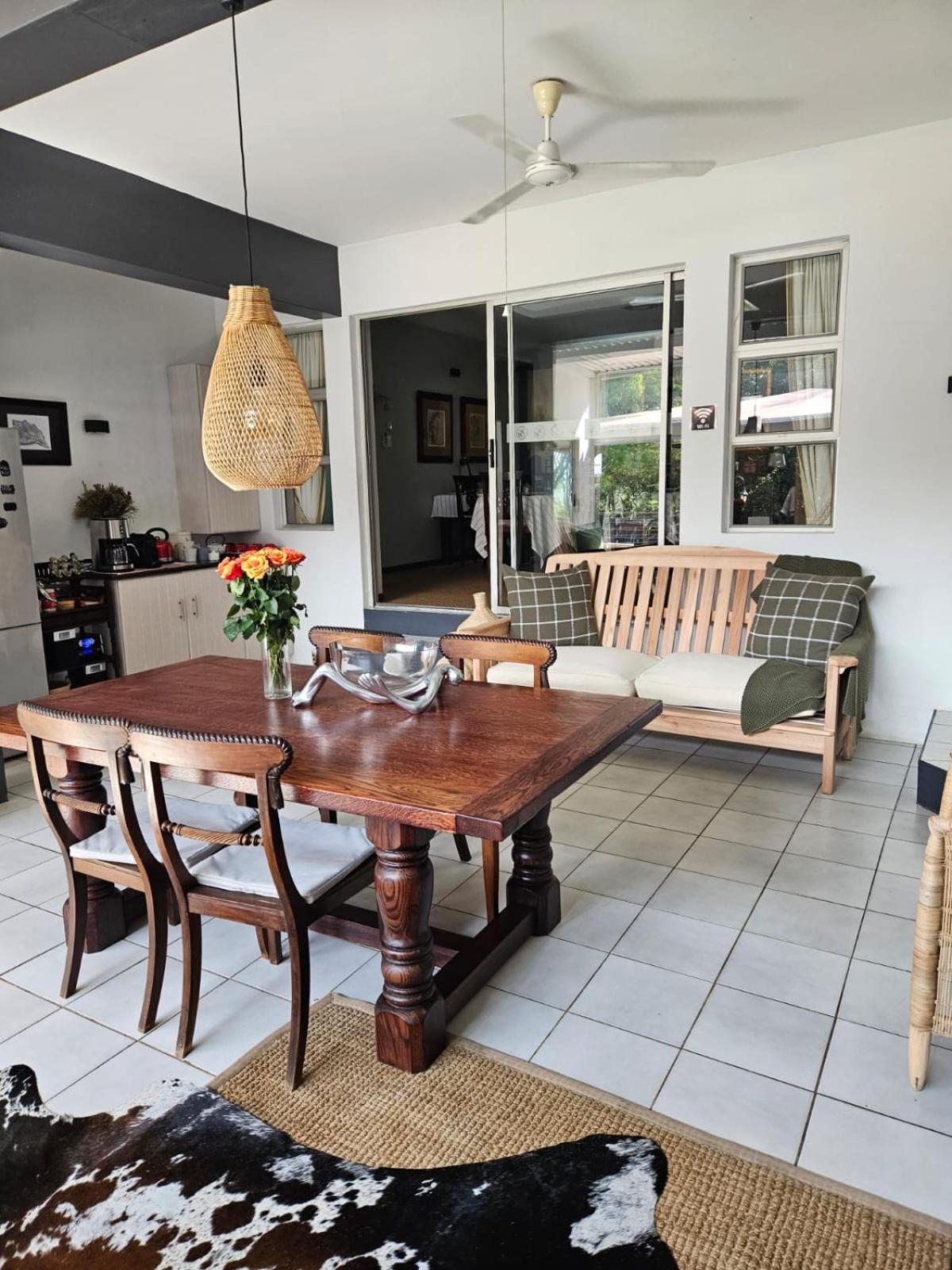 Hillton Manor Guest House Richards Bay Eksteriør billede