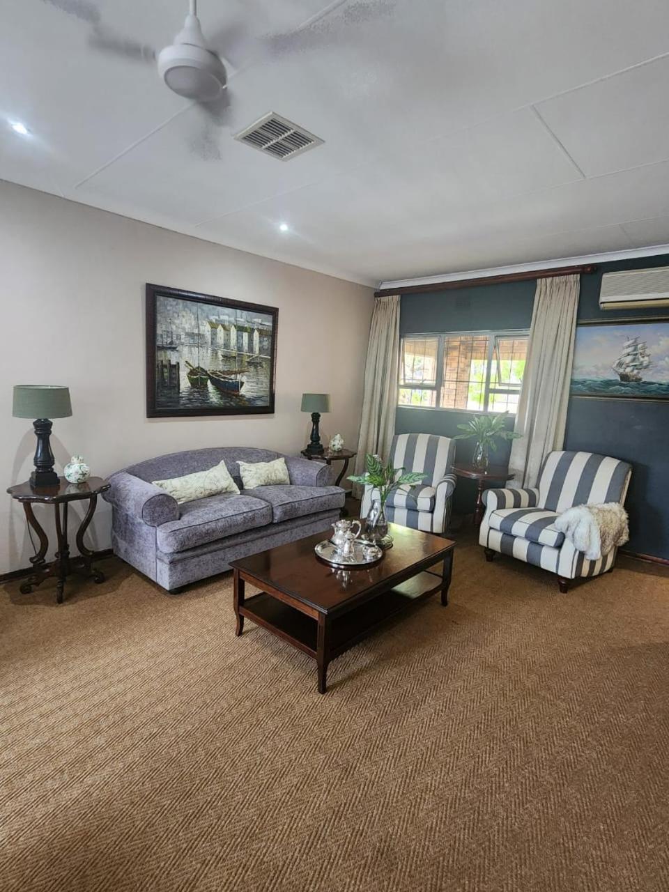 Hillton Manor Guest House Richards Bay Eksteriør billede