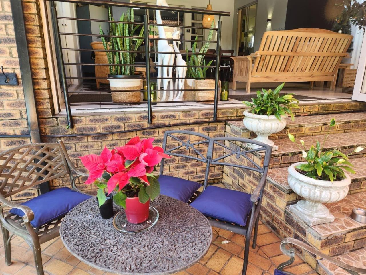 Hillton Manor Guest House Richards Bay Eksteriør billede